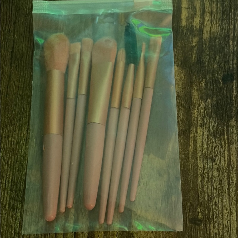 Makeup Brush Collection - Picture 3 of 5